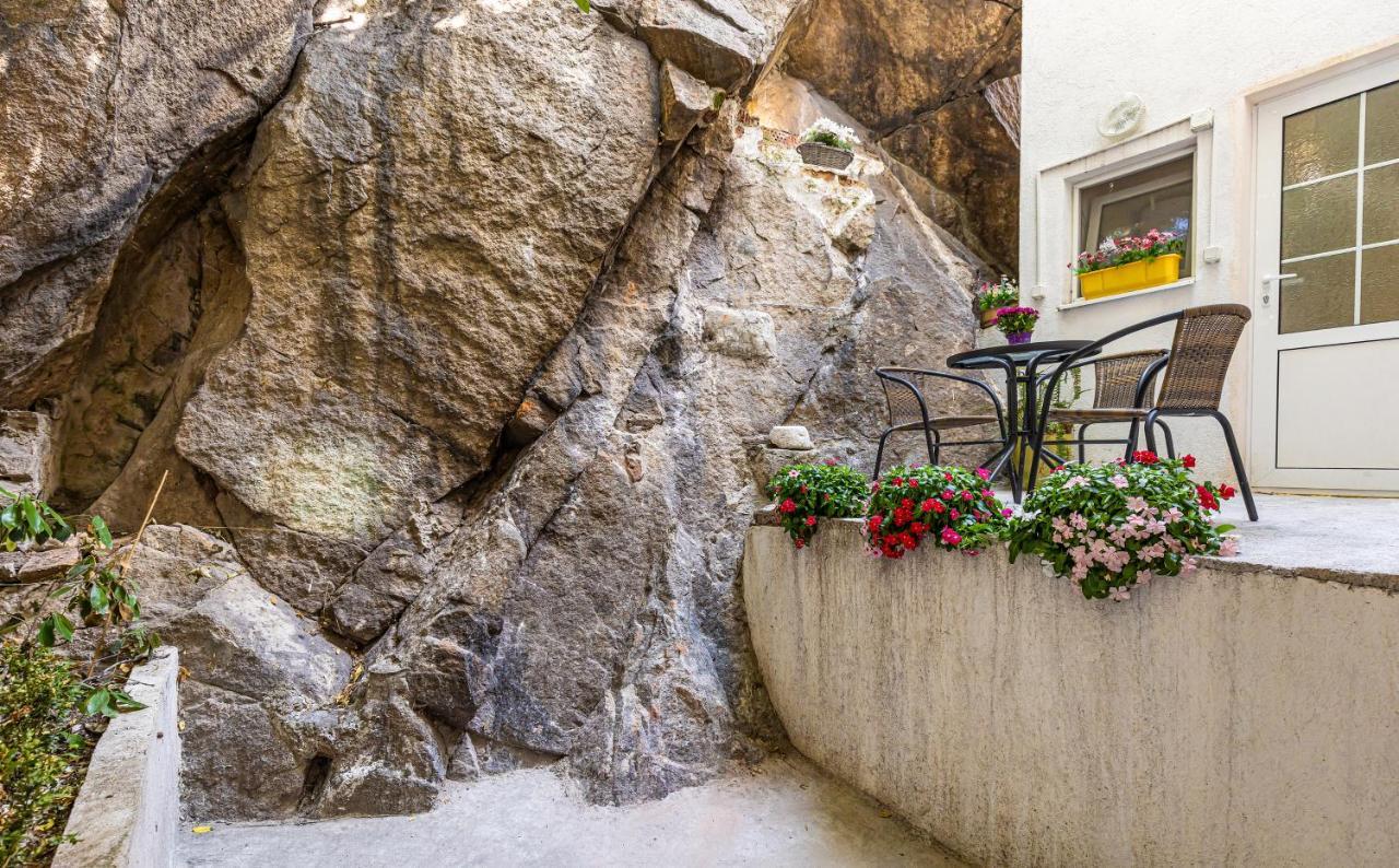 The Old Town Vintage 2-Bedroom Jewel By Flat Mаnager Plovdiv Exterior foto